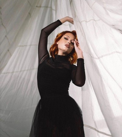 Элла, Г. Ленск